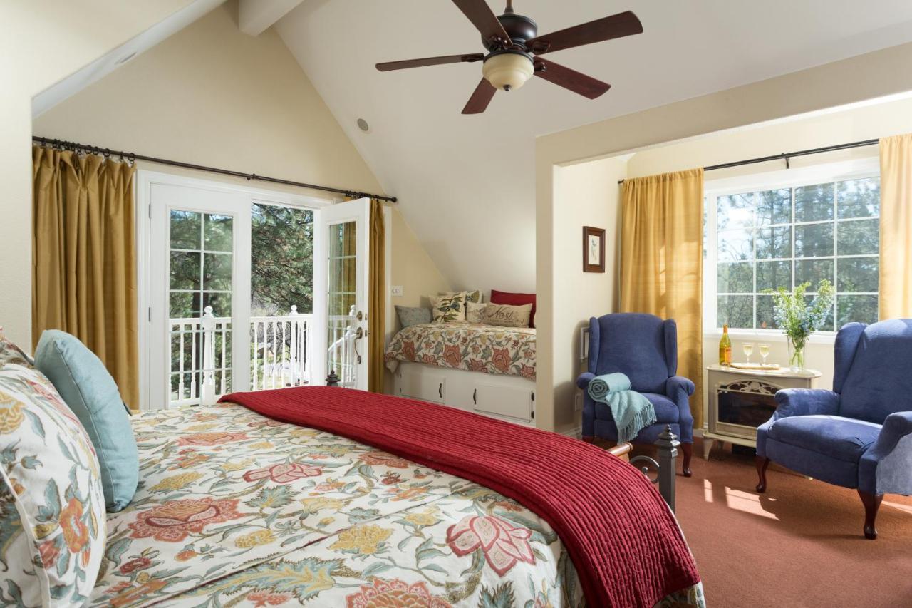 Blackberry Inn At Yosemite บัคเมโดวส์ ภายนอก รูปภาพ