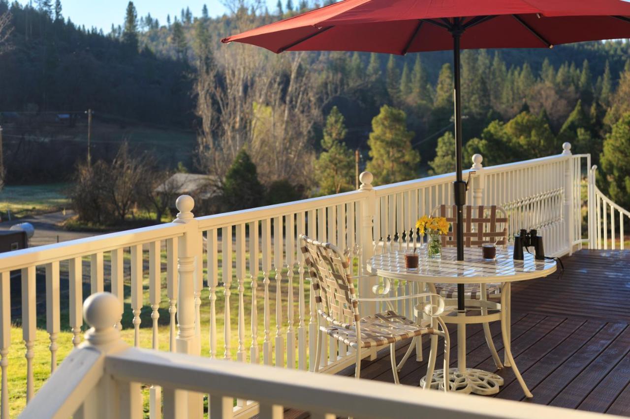 Blackberry Inn At Yosemite บัคเมโดวส์ ภายนอก รูปภาพ