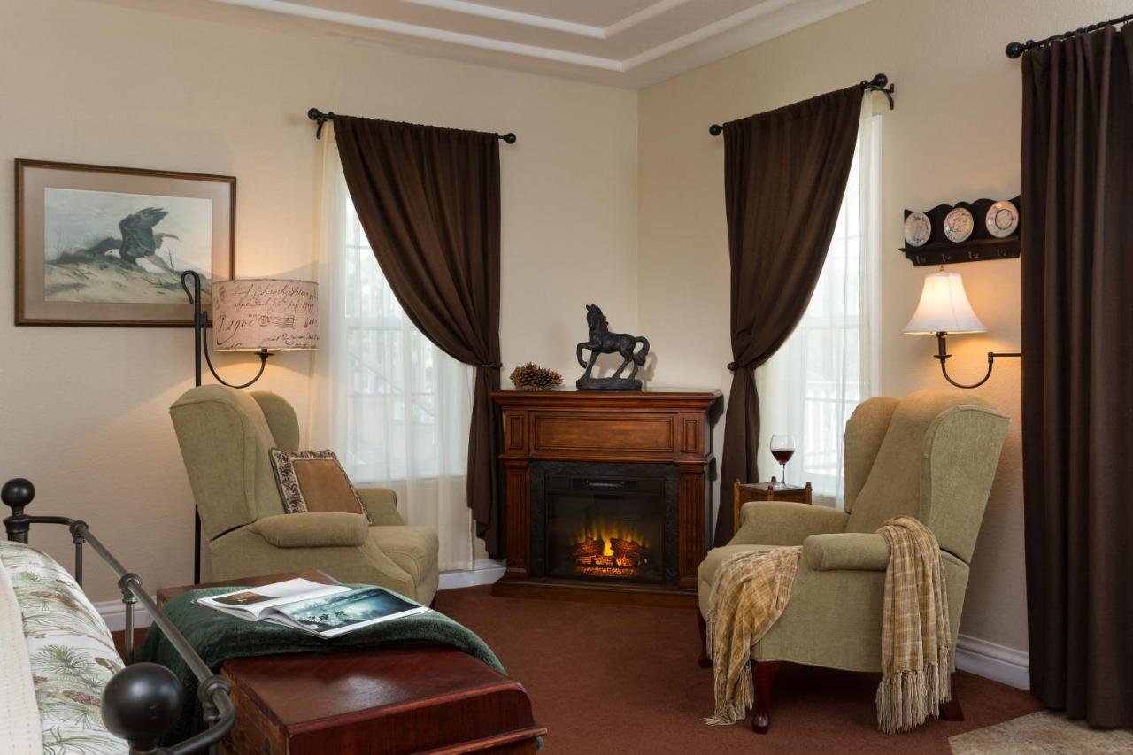 Blackberry Inn At Yosemite บัคเมโดวส์ ภายนอก รูปภาพ